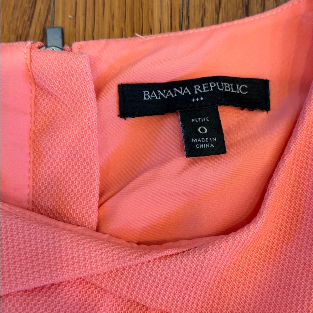 Banana Republic Coral Mini Dress - Picture 3 of 8